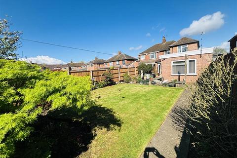 4 bedroom semi-detached house for sale, Murcott Road East, Whitnash, Leamington Spa