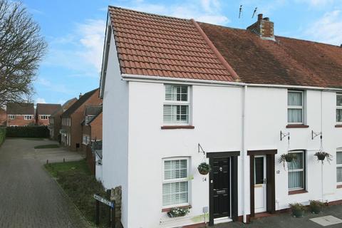2 bedroom cottage for sale, Towcester Road, Old Stratford, Milton Keynes