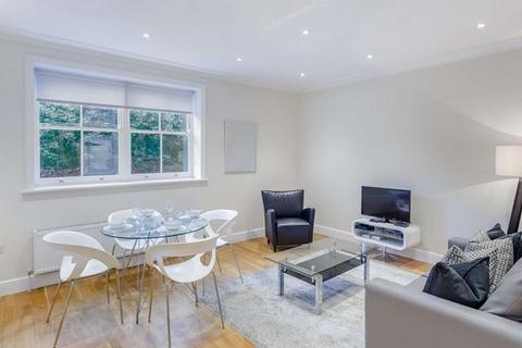 2 bedroom apartment to rent, Hamlet Gardens, London W6