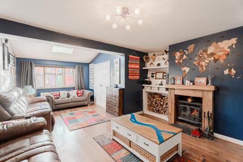 22 Beacon Rise, Sedgley, Dudley, DY3 1NQ