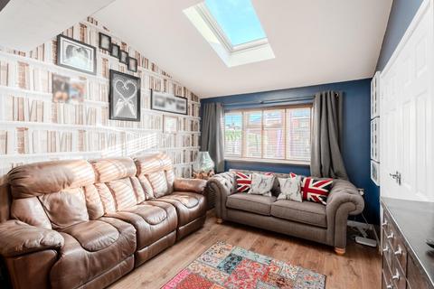 22 Beacon Rise, Sedgley, Dudley, DY3 1NQ