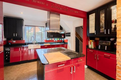 22 Beacon Rise, Sedgley, Dudley, DY3 1NQ