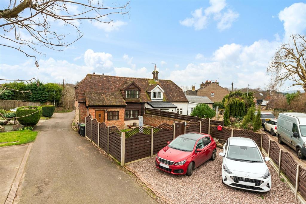 Quarry Hill Road, Borough Green 2 bed end of terrace house for sale £315,000
