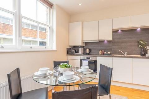 2 bedroom apartment to rent, Hamlet Gardens, London W6