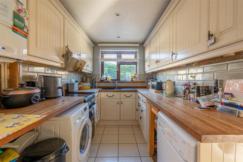 208 Allison Road, Bristol, BS4 4NZ