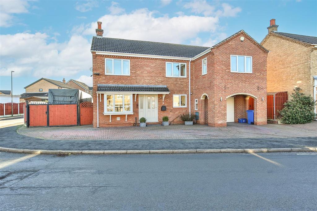 Douglas Road, Chesterfield 5 bed detached house for sale £480,000
