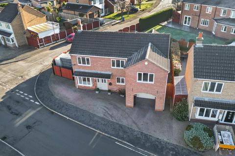 5 bedroom detached house for sale, Douglas Road, Chesterfield