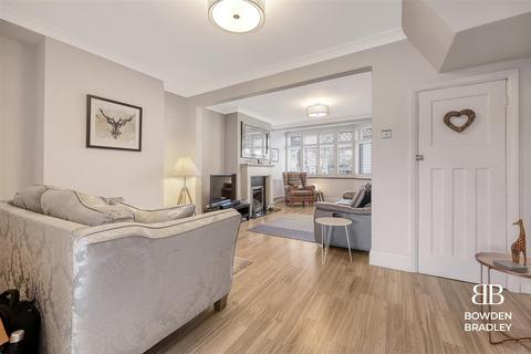 64 Uplands Road, Woodford Green, IG8 8JN