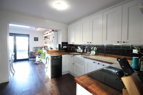 152 Carters Mead, Harlow, CM17 9EU