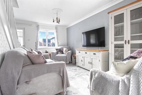 20 Jacksons Drive, Cheshunt, Waltham Cross, EN7 6HN