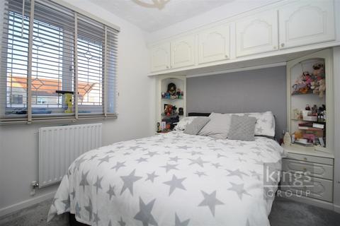 20 Chamberlain Close, Church Langley, Harlow, CM17 9QP