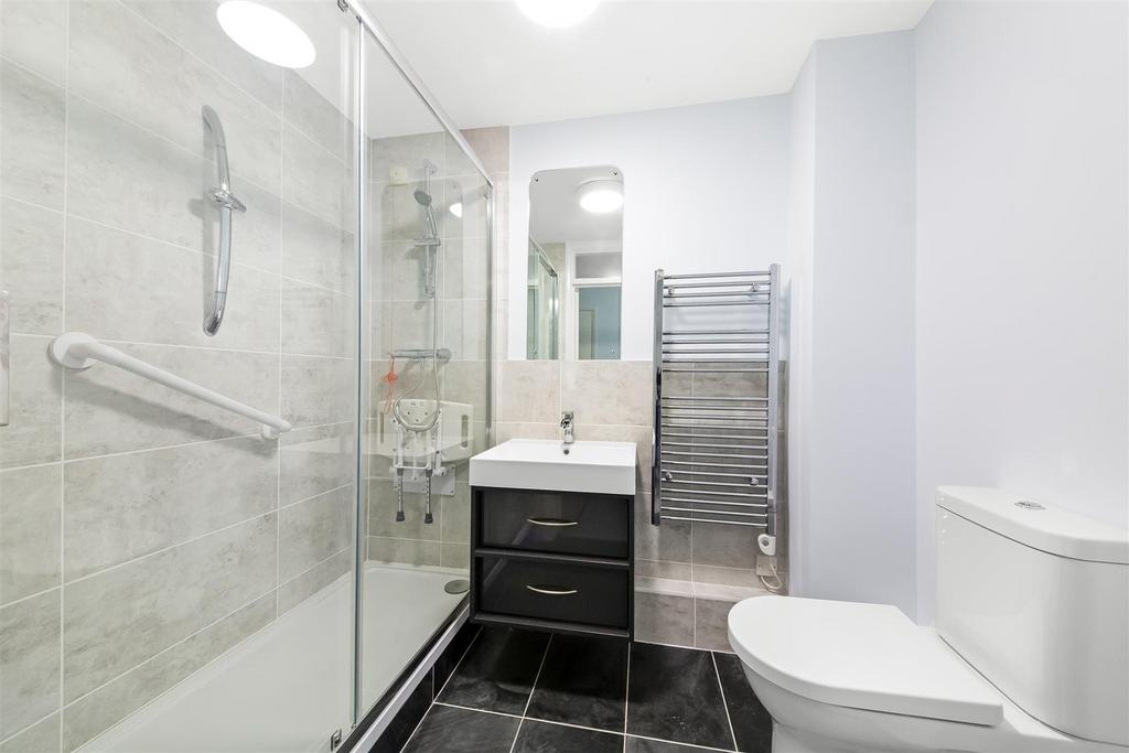 Crescent Road, Beckenham 1 bed retirement property for sale £145,000