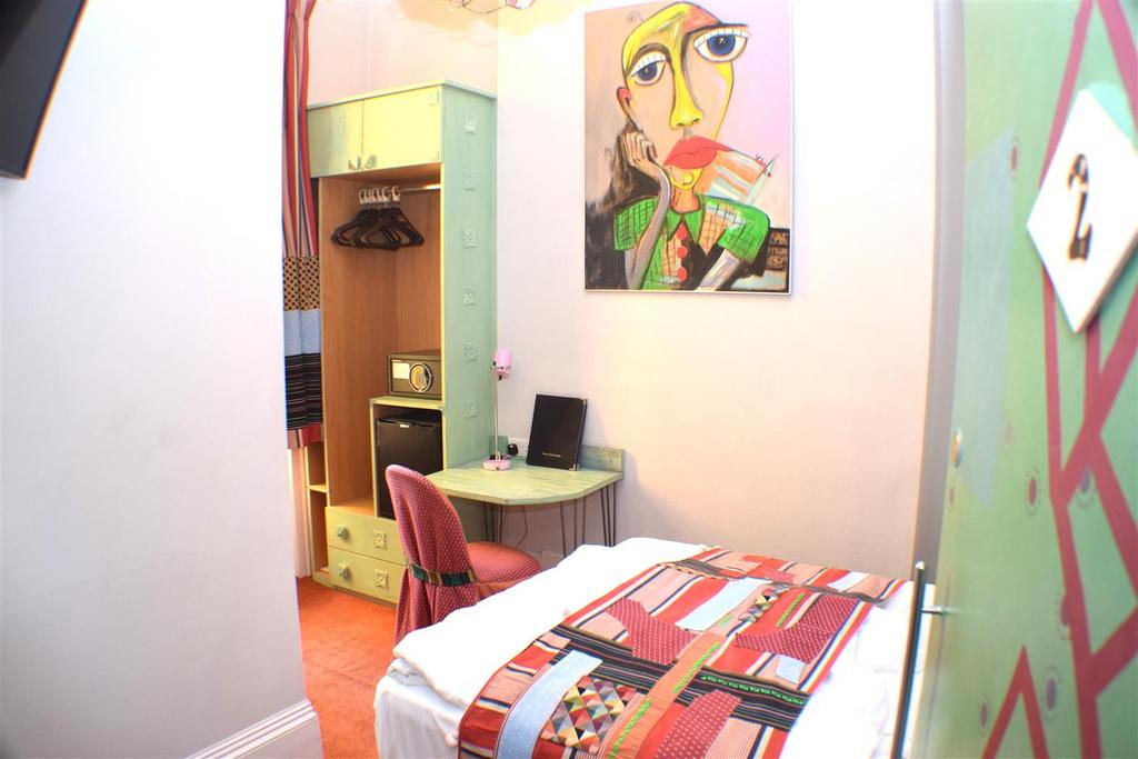 Room 2: