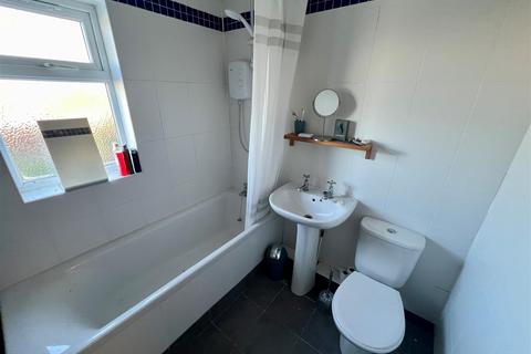 33 Conway Road, Shirley, Solihull, B90 4RF
