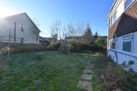 15 Cotlandswick, London Colney, St Albans, AL2 1EH
