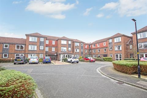 1 bedroom retirement property for sale, Arden Court, Northallerton