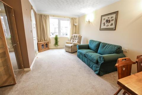 1 bedroom retirement property for sale, Arden Court, Northallerton