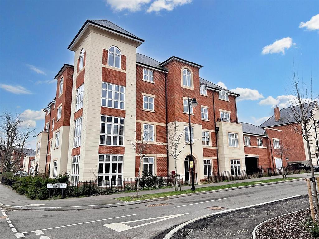Montgomery Avenue, Aldershot 1 bed apartment £210,000