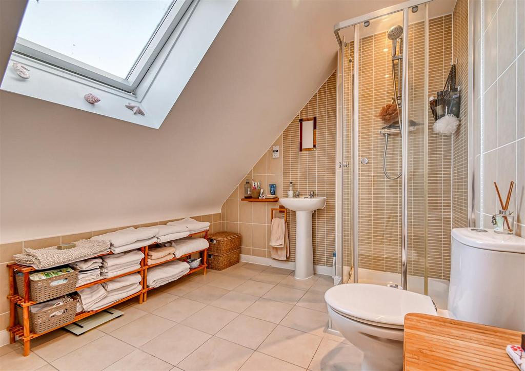 75 Rastrick Close-14.jpg