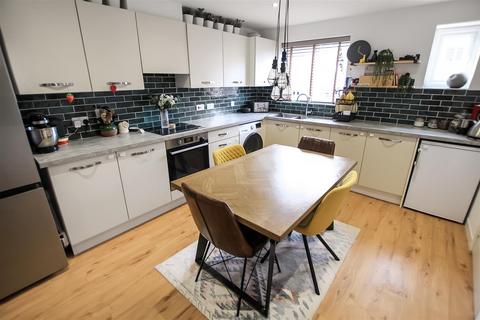 26 Bluestone Close, Newton Aycliffe, DL5 4FG
