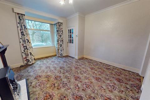 6 Poplar Crescent, Shipley, BD18 2HH