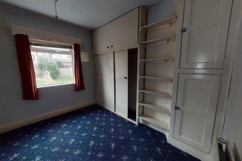 6 Poplar Crescent, Shipley, BD18 2HH