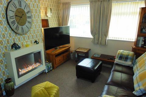 2 bedroom maisonette for sale, Fountain Court, Waterside