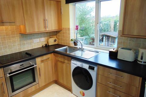 2 bedroom maisonette for sale, Fountain Court, Waterside