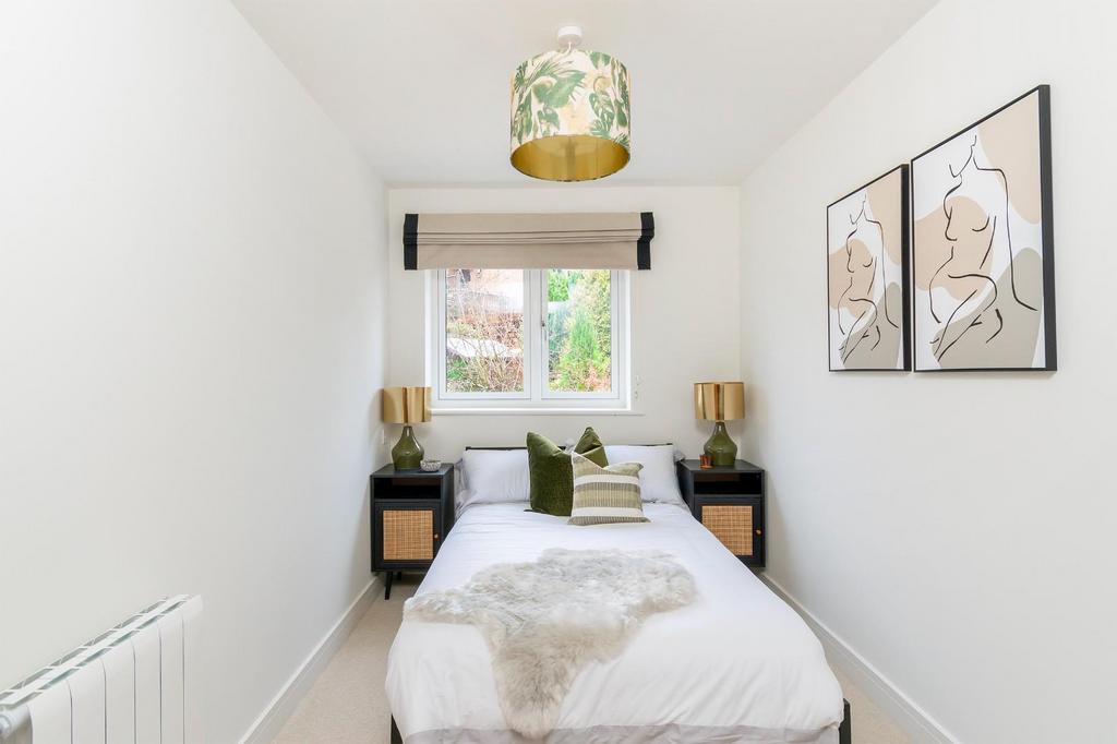 Tree Rise - Hazel - Bedroom B.jpg