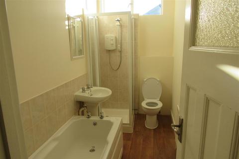 2 bedroom flat for sale, Mortimer Street, Herne Bay