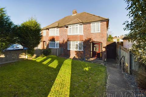 28 Old Farleigh Road, South Croydon, CR2 8PE