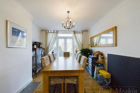 28 Old Farleigh Road, South Croydon, CR2 8PE