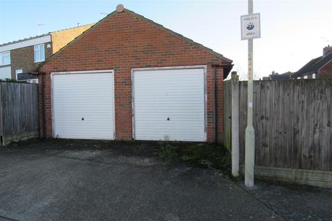 4 bedroom detached house for sale, Sussex Gardens, Herne Bay