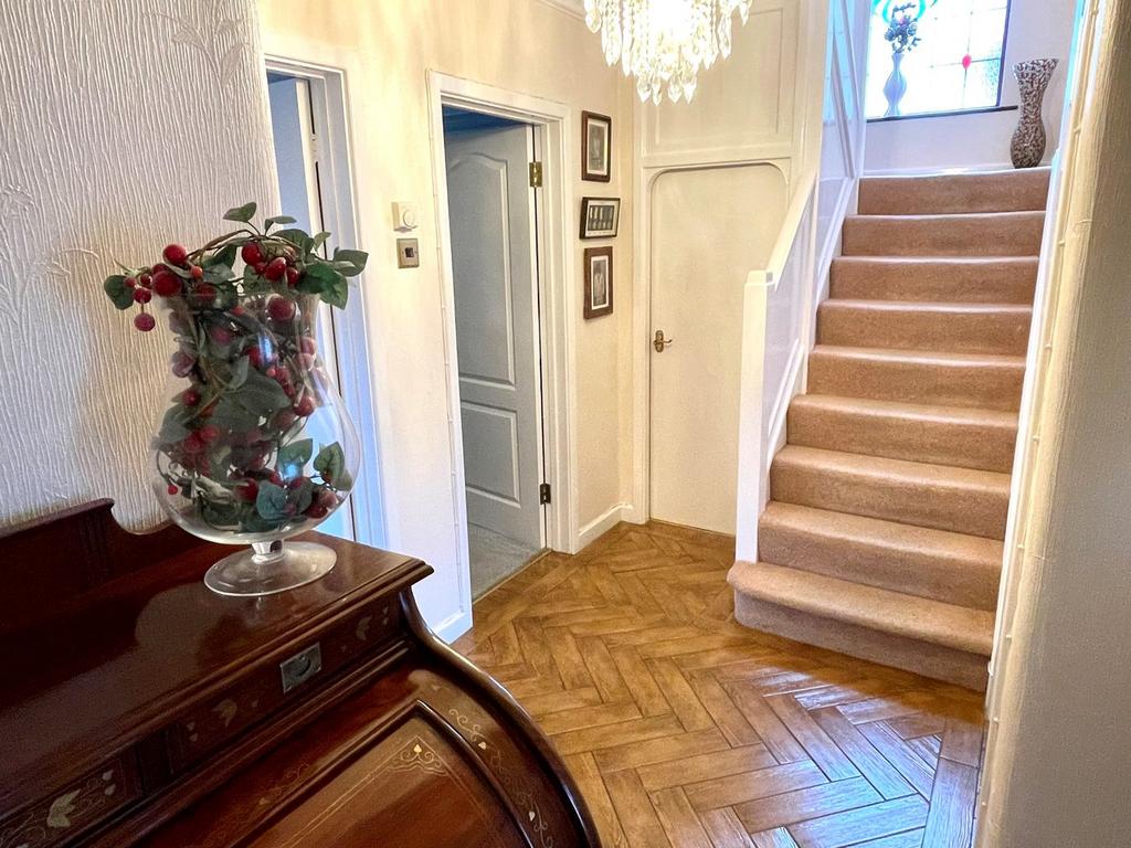 Carlton Avenue, Wednesfield... 3 bed detached house for sale £330,000