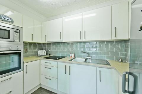 1 bedroom retirement property for sale, Billy Lows Lane, Potters Bar, EN6