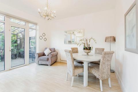 154 Lifstan Way, Southend-on-sea, SS1 2XF