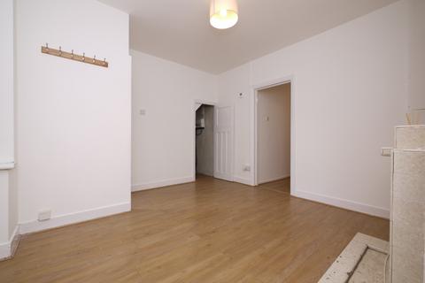 3 bedroom terraced house for sale, Gresham Road,  London, E16