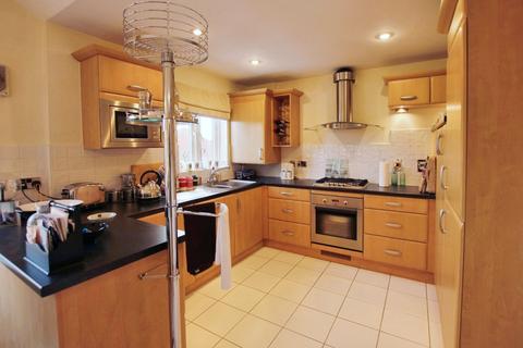 2 bedroom flat for sale, Steam Mill Street, Chester, Cheshire, CH3