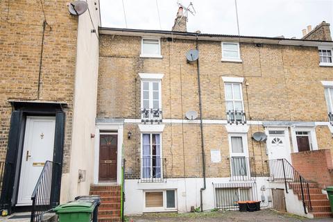 Flat 3, 28 Bower Place, Maidstone, ME16 8BH
