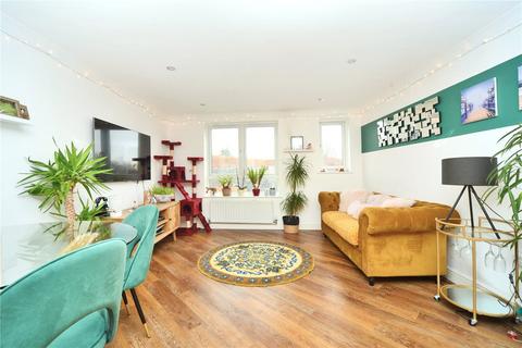 2 bedroom apartment for sale, High Street, Banstead, Surrey, SM7