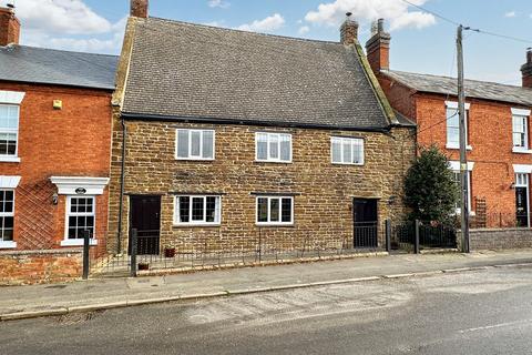 4 bedroom cottage for sale, High Street, Crick, Northamptonshire, NN6 7TS