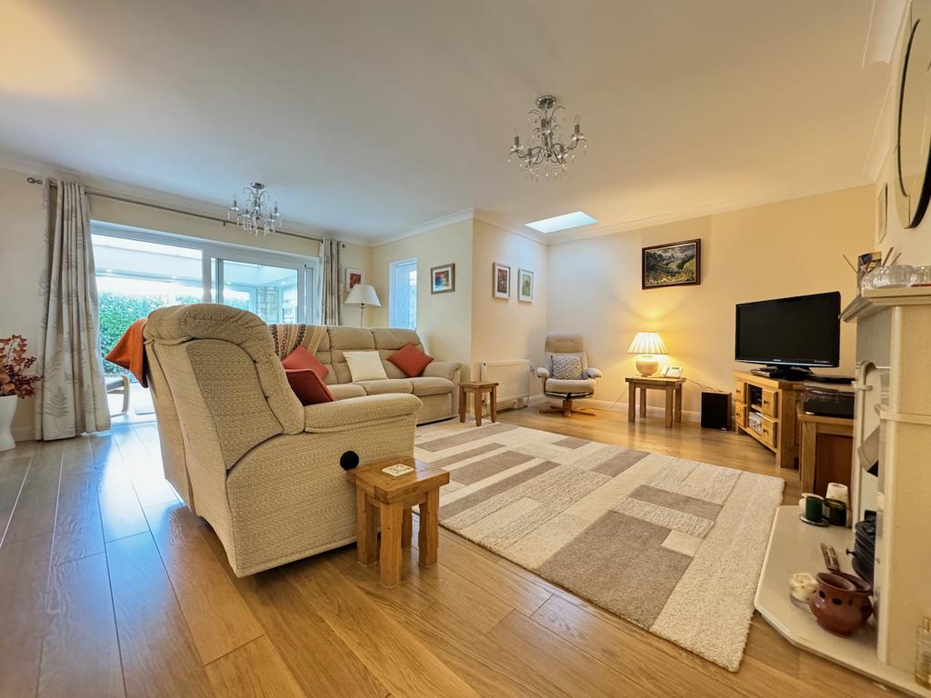 CAULDRON BARN ROAD, SWANAGE 4 bed detached house for sale £765,000