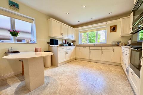 4 bedroom detached house for sale, CAULDRON BARN ROAD, SWANAGE