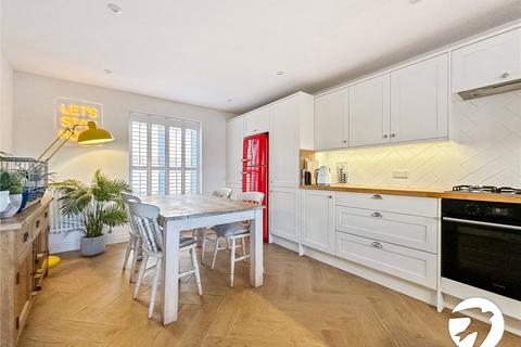 4 Christopher Road, Chatham, ME4 5NQ