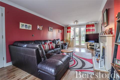 57 Baynard Avenue, Little Dunmow, Dunmow, CM6 3FF