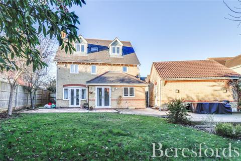 57 Baynard Avenue, Little Dunmow, Dunmow, CM6 3FF