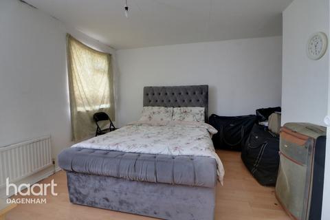 2 bedroom flat for sale, Roxwell Road, Barking