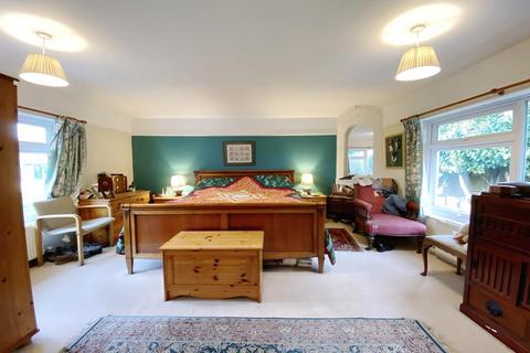 4 bedroom bungalow for sale, West Moors Dorset BH22 0AH