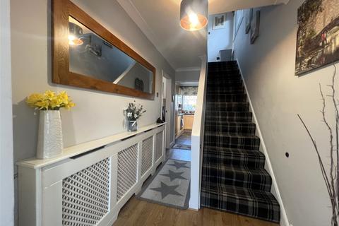 3 bedroom semi-detached house for sale, Stocks Way, Shepley, Huddersfield, HD8 8DL