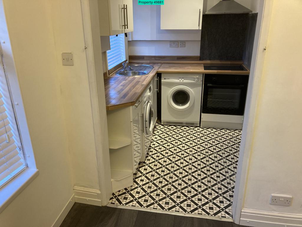 Flat 3, 47 St. Chads Road, Derby, DE23 1 bed apartment £550 pcm (£127 pw)